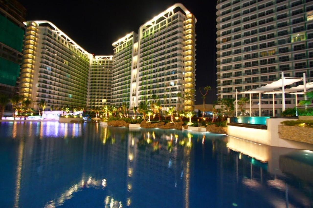 Azure Urban Resort A4 Near Airport Mall With Wavepool Paranaque City Exterior foto